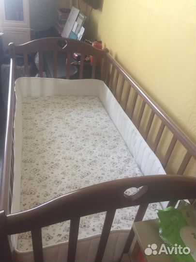 Кровать для новорожденных