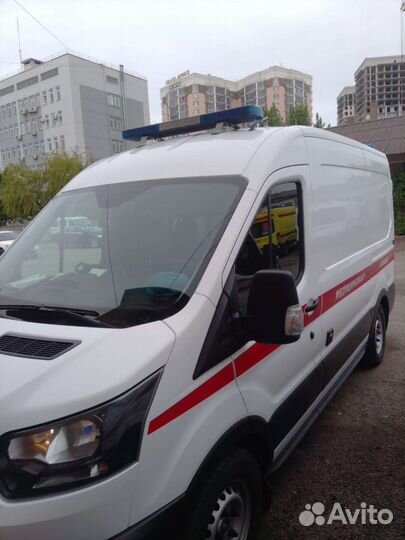 Водитель автомобиля скорой медицинской помощи