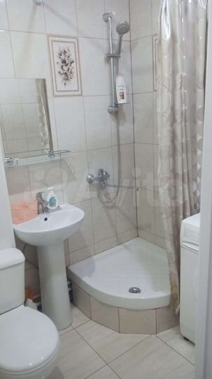 2-к. квартира, 42 м², 1/5 эт.