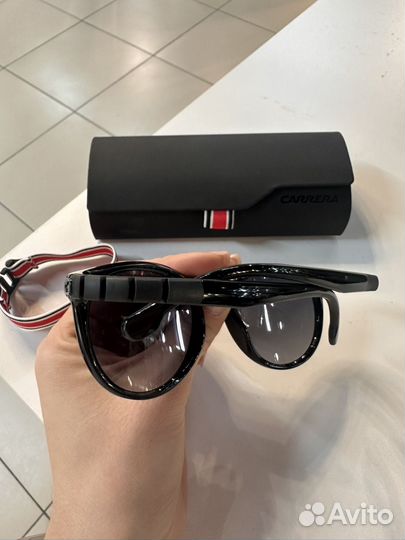 Очки женские солнцезащитные Carrera