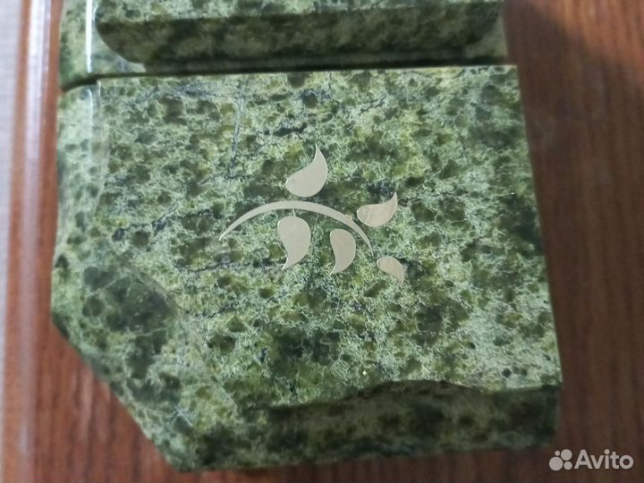 Малахитовая шкатулка