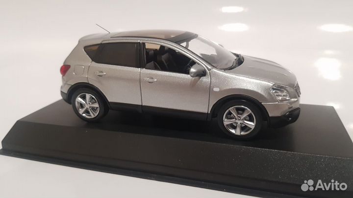 Модель Nissan Qashqai 1:43