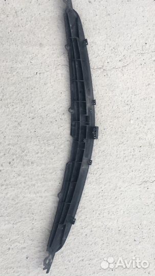 Решетка капота Toyota wish