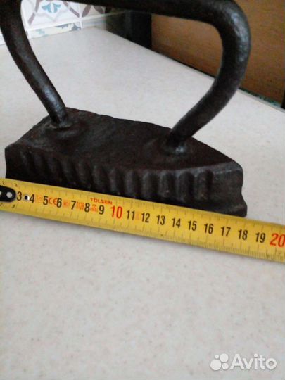 Старый утюг антиквариат