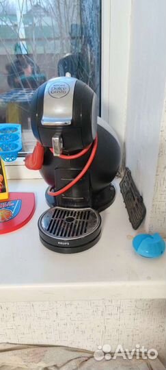Капсульная кофемашина dolce gusto