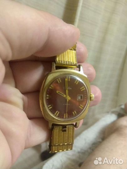 Часы механические СССР 