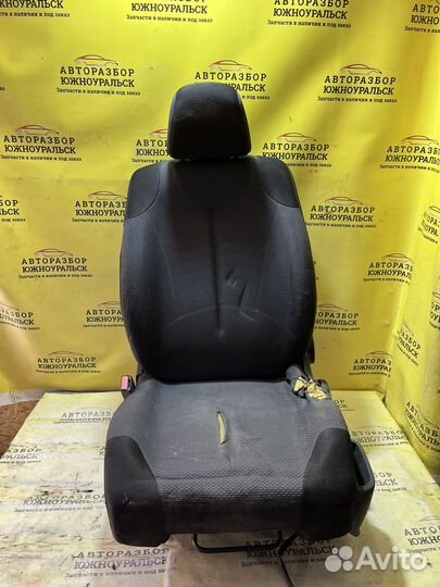 Сидение переднее левое Peugeot 308 2010 хэтчбек