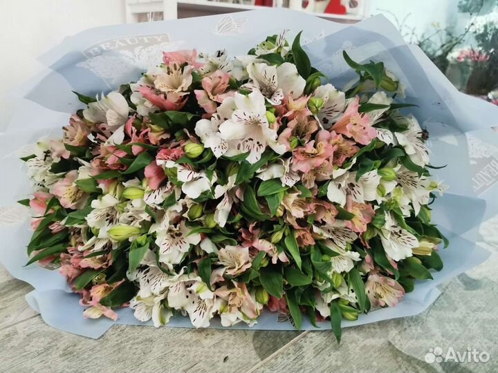 Букет из Альстромерии, доставка