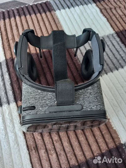 Очки виртуальной реальности для телефона