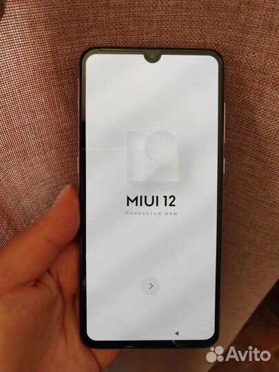 Xiaomi Mi 9, 6/64 ГБ