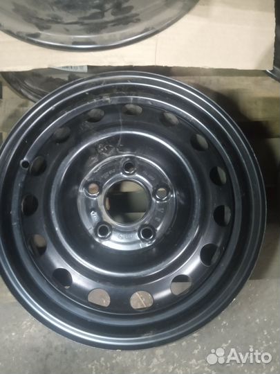 KFZ 8077 5,5x15 5x114,3 ET47 d67 Ceed black