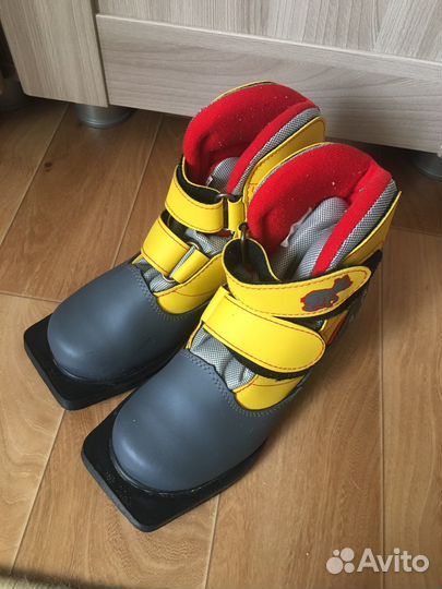 Лыжные ботинки детские 34