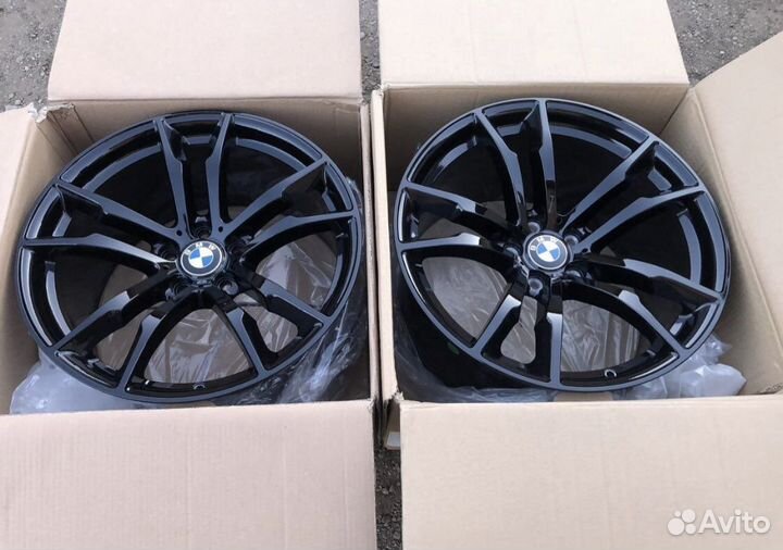 R20 611 М-стиль Black BMW X5 E70/F15 X6 E71/F16