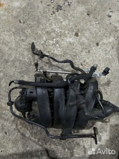 Коллектор впускной Опель Астра Н