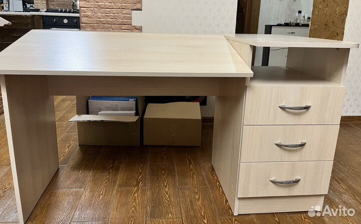 Письменный стол парта