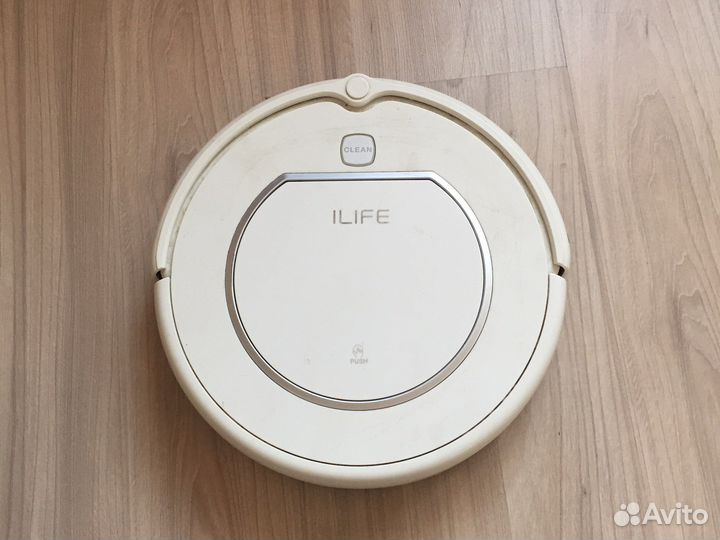 Продам робот-пылесос ilife V1