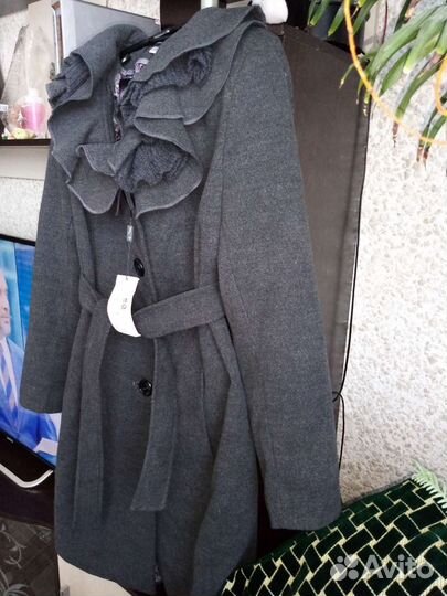 Пальто женское размер50 новое