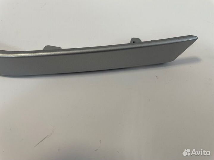 Молдинг фары левый Ssangyong Kyron 1