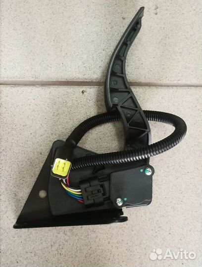 Педаль газа акселератора электронная shaanxi Е-3