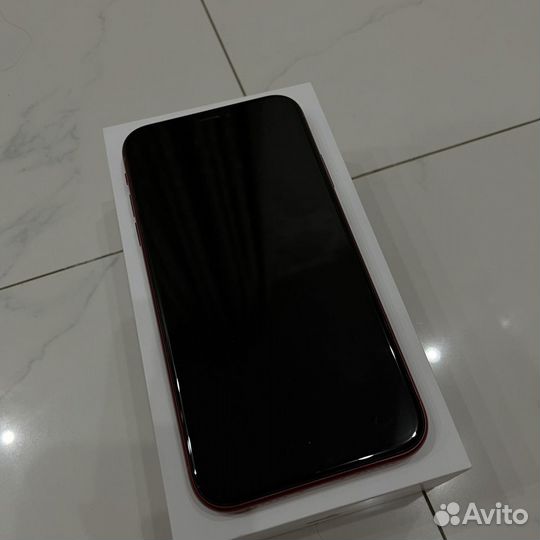 iPhone Xr, 64 ГБ