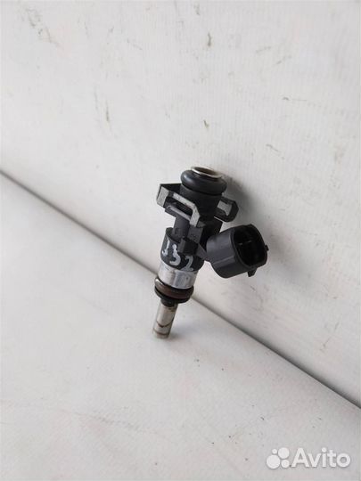 Форсунка инжекторная электрическая ауди A5 Sportb