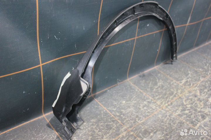 Накладка крыла заднего правая - Toyota Rav 4 CA40