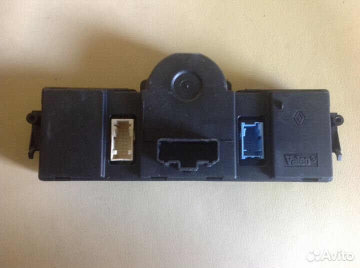 Управление климат контролем Рено Сценик 2007г