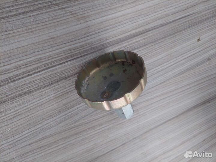 Ключ для маслянного фильтра Рено