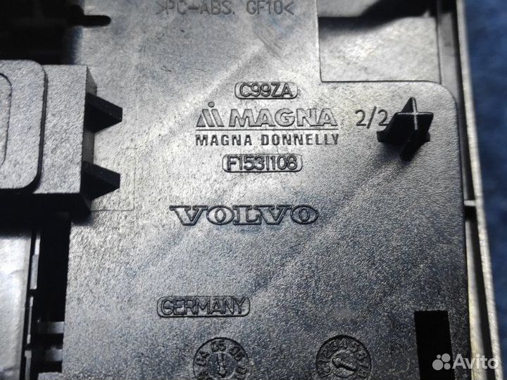 Плафон салонный передний Volvo Xc70