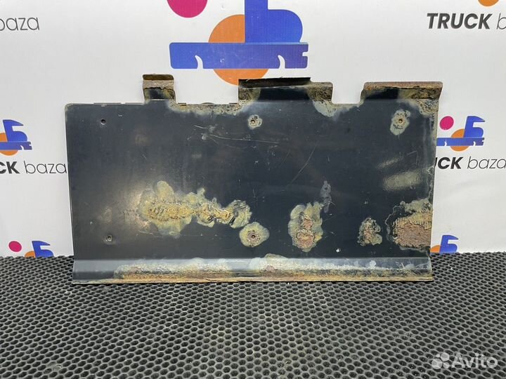 81151105337 Экран тепловой