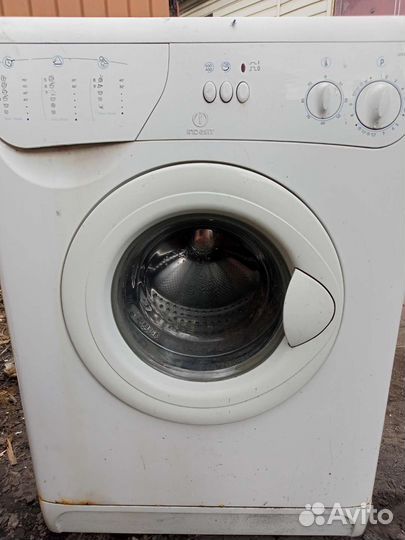 Продам стиральную машину б/у