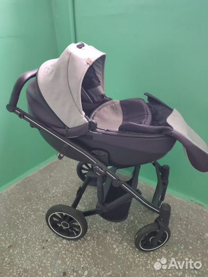 Продам коляску 2 в1 бу