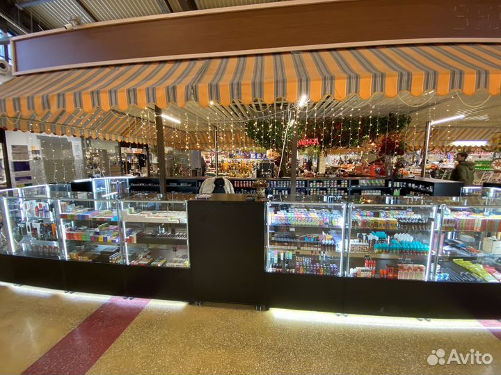 Сотрудник в табачный магазин