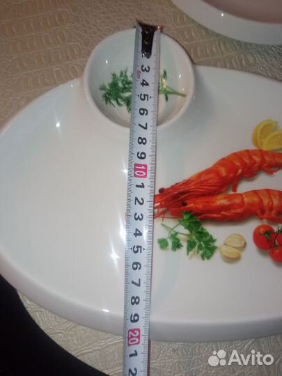 Блюда для блинчиков и креветок с соусниками