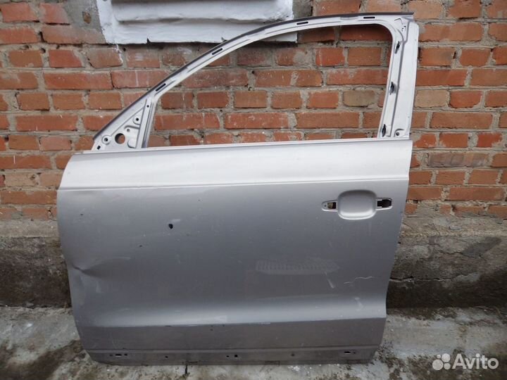 Audi Q3 дверь передняя левая с 2011