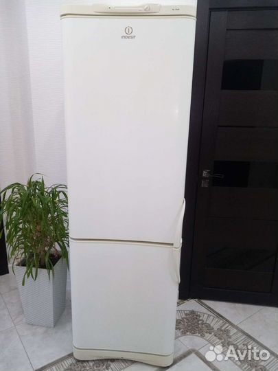 Холодильник Индезит ноу фрост