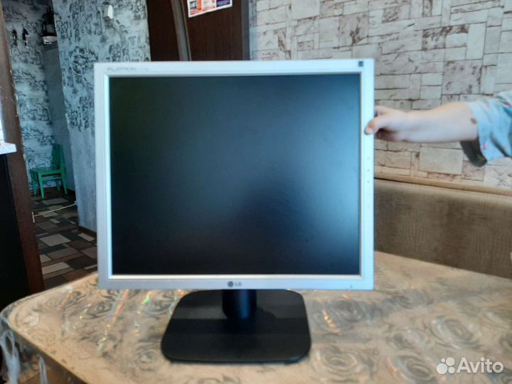 Монитор для компьютера LG