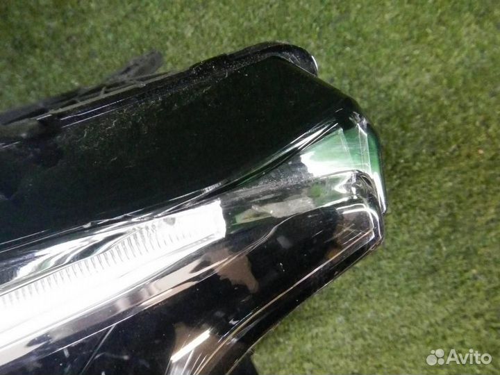 Фара правая Infiniti QX50