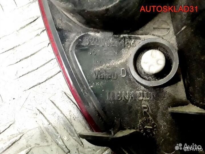 Фонарь задний в бампер правый Renault Espace 4