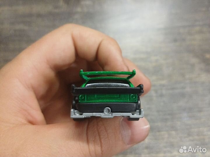 Машинка HOT wheels