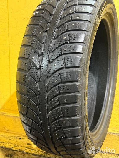 GT Radial Champiro IcePro 215/50 R17 89T