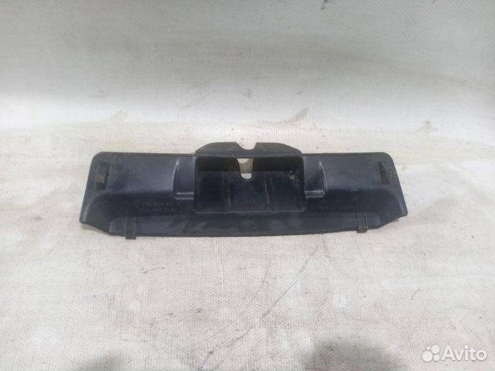 Накладка замка багажника задняя Porsche Cayenne