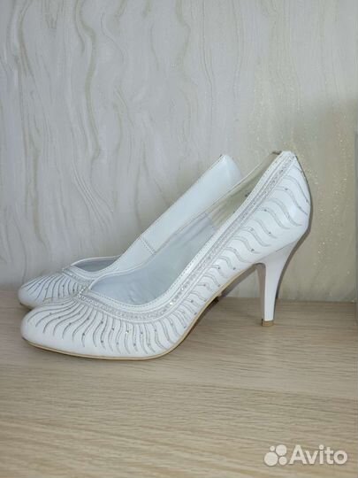 Туфли женские 39 размер
