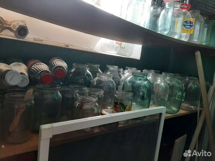 Банка стеклянная 3 л,мелкие банки