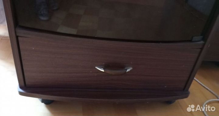 Тумба под телевизор