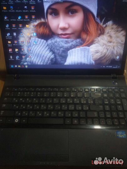 Ноутбук Samsung i5