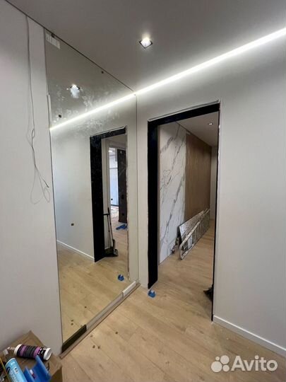 Зеркало с LED-подсветкой