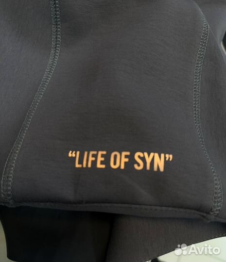 Nike Tech Fleece SynaWorld Black Gold (оригинал)