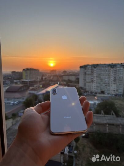 iPhone X, 64 ГБ