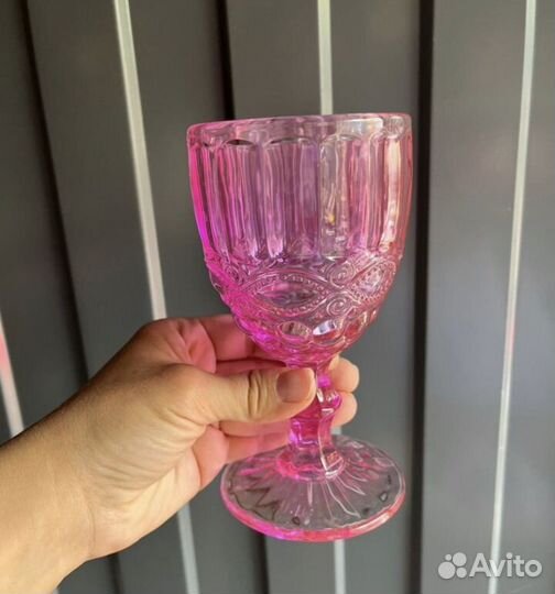 Фужер розовый
